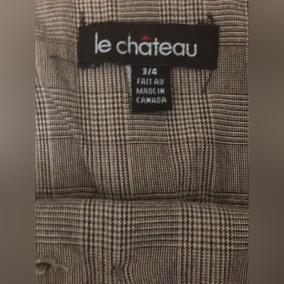 Le Chateau Women’s Capris Pinstripe Pants - Picture 3 of 3